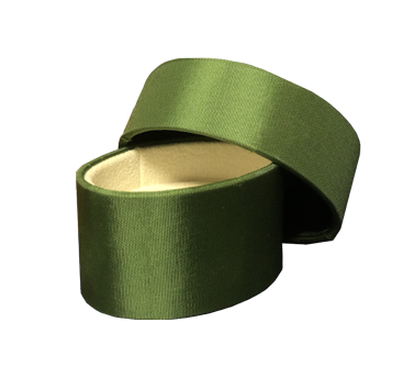 scatola gioiello anello oreficeria orefici oro lusso seta artigianato mockup emilio scolari